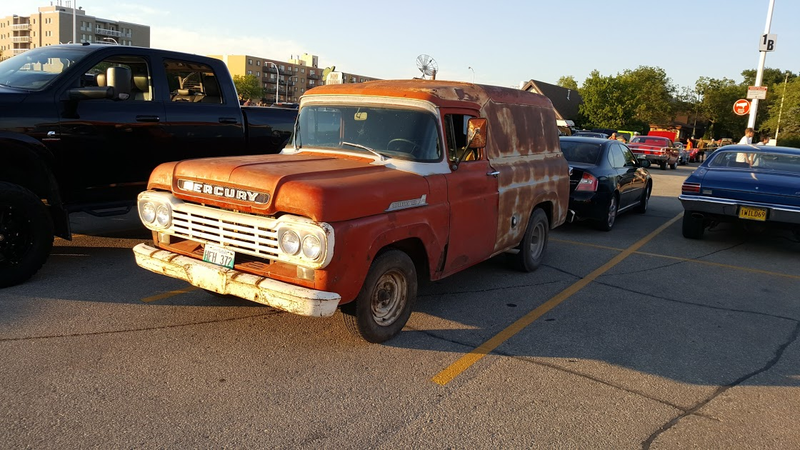 Illustration for article titled Cars & air cleaners, Sunday night Winnipeg
